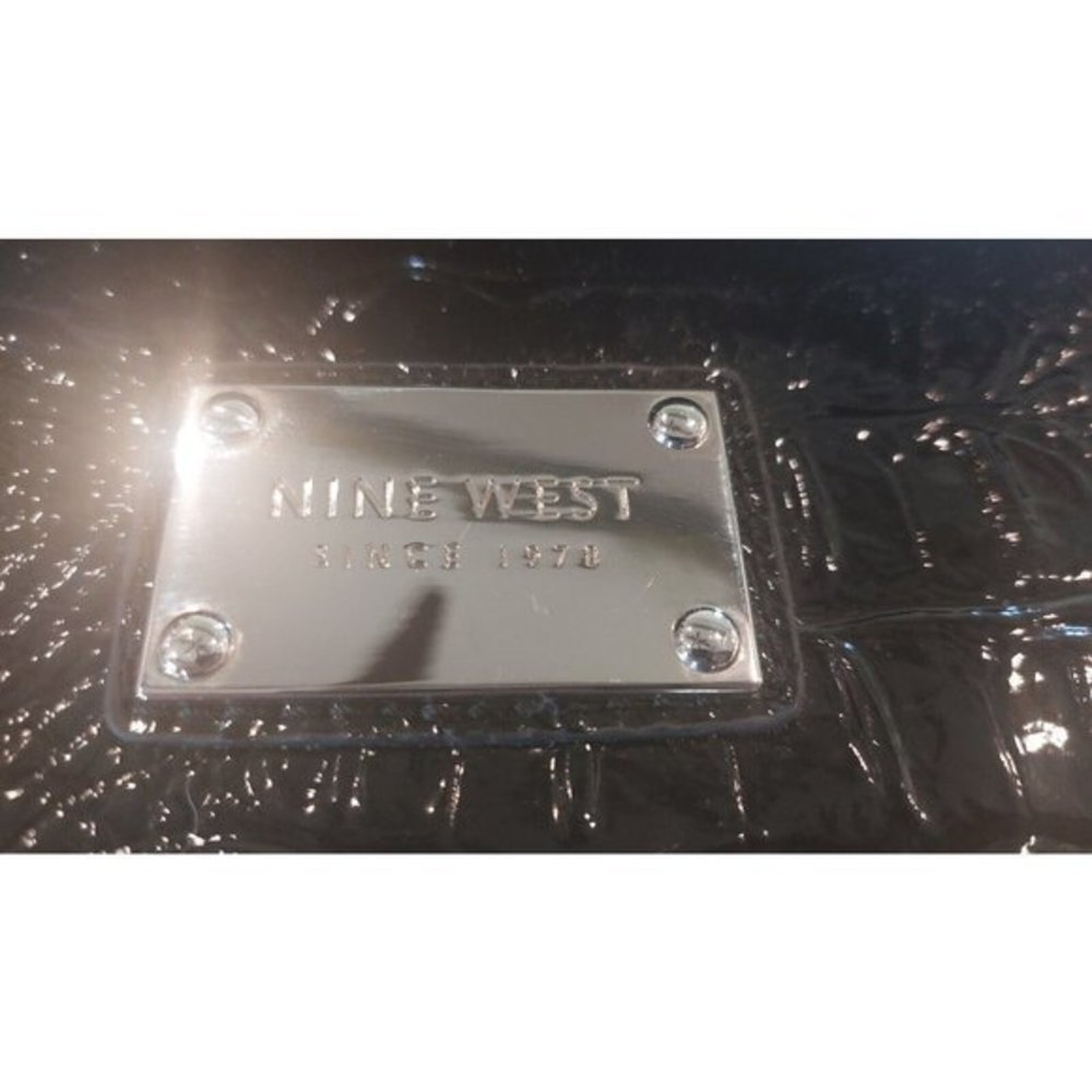 Nine West Black Patent Leather Envelope Style Clutch Black New 12" x 7" - Picture 4 of 9